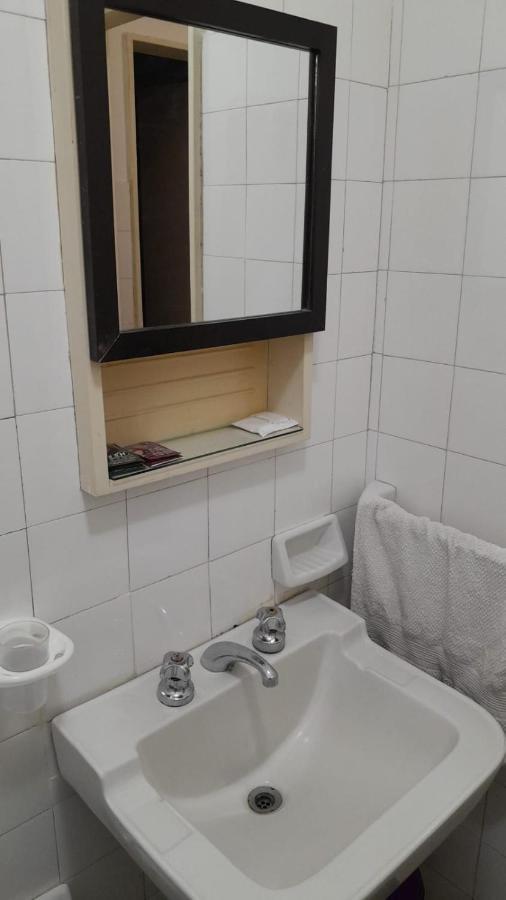 Habitacion Con Bano Privado Un Piso Por Escalera Buenos Aires Extérieur photo